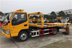 兴文哪里有拖车服务